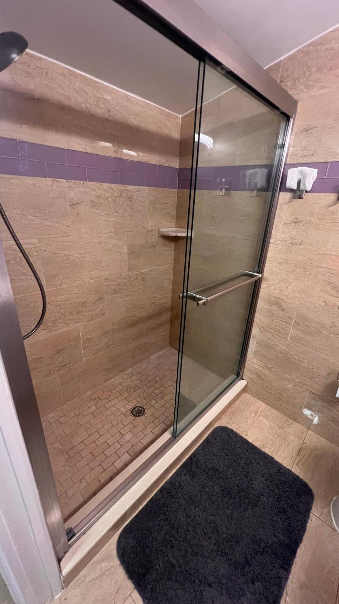 Billy'S Resort- Men Only - Solo Hombres Wilton Manors Room photo